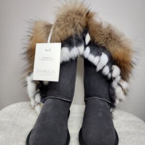 Grey Suede Smaibulun Ugg Boots Size 6.5 NWT